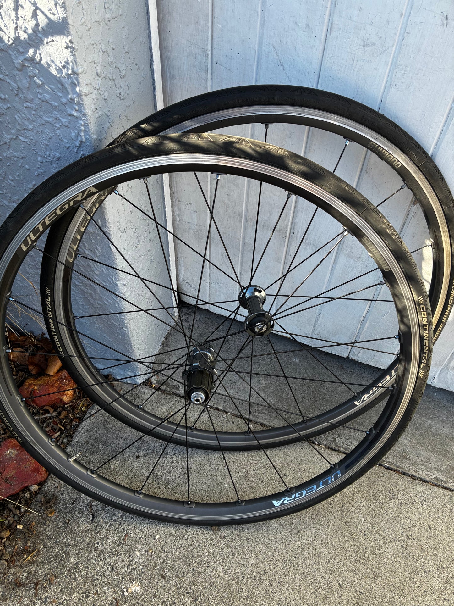 Ultegra Clincher Wheelset - 11 Spd