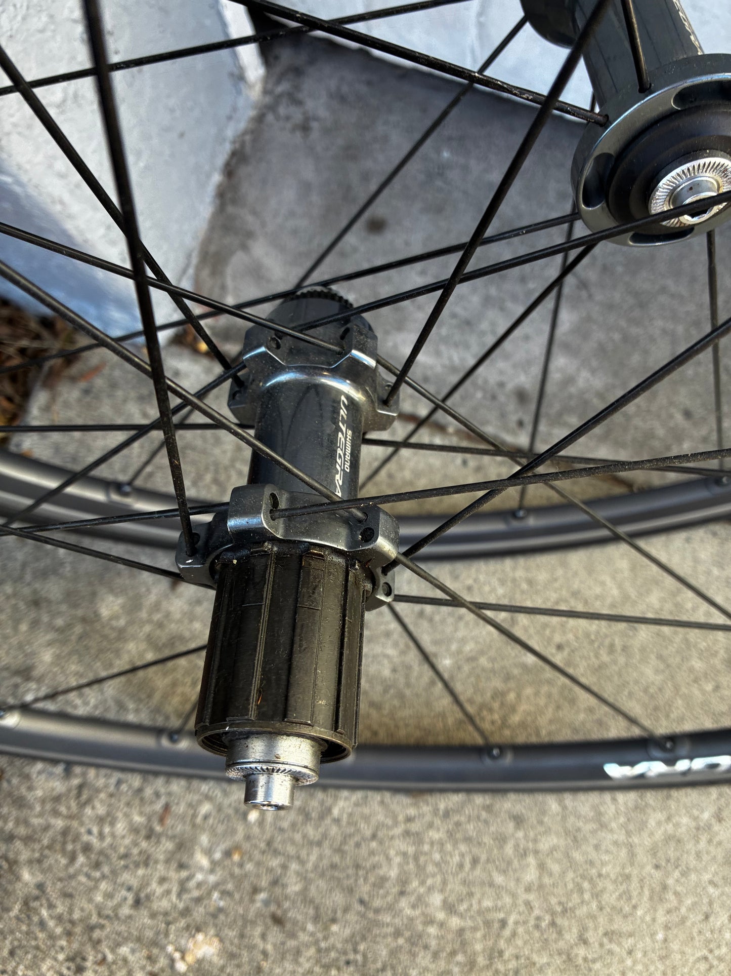 Ultegra Clincher Wheelset - 11 Spd