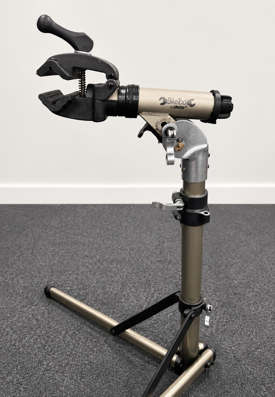 Bike Tool Union - Bike Repair Stand
