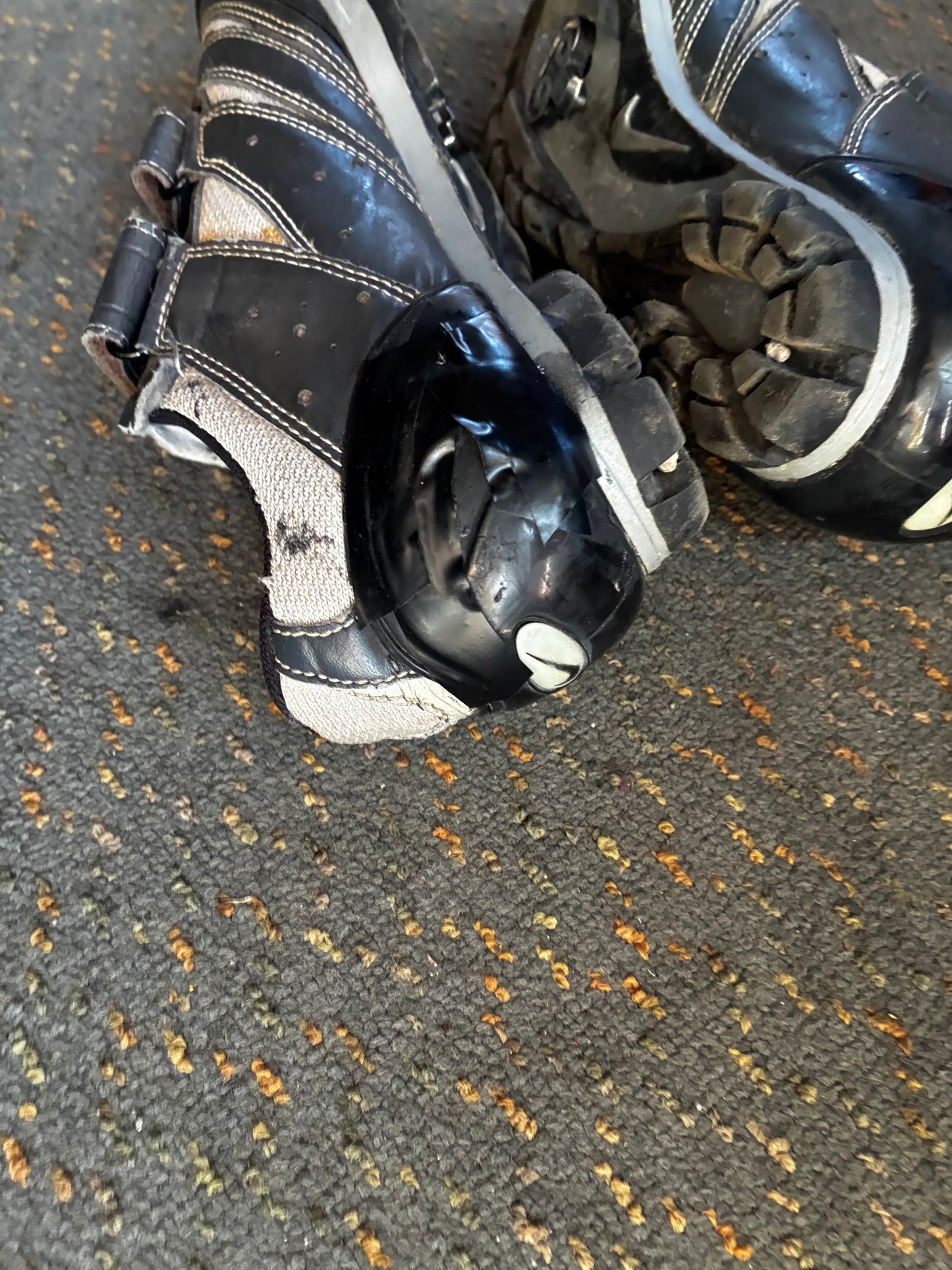 Nike Cross Max MTB shoes (USED)