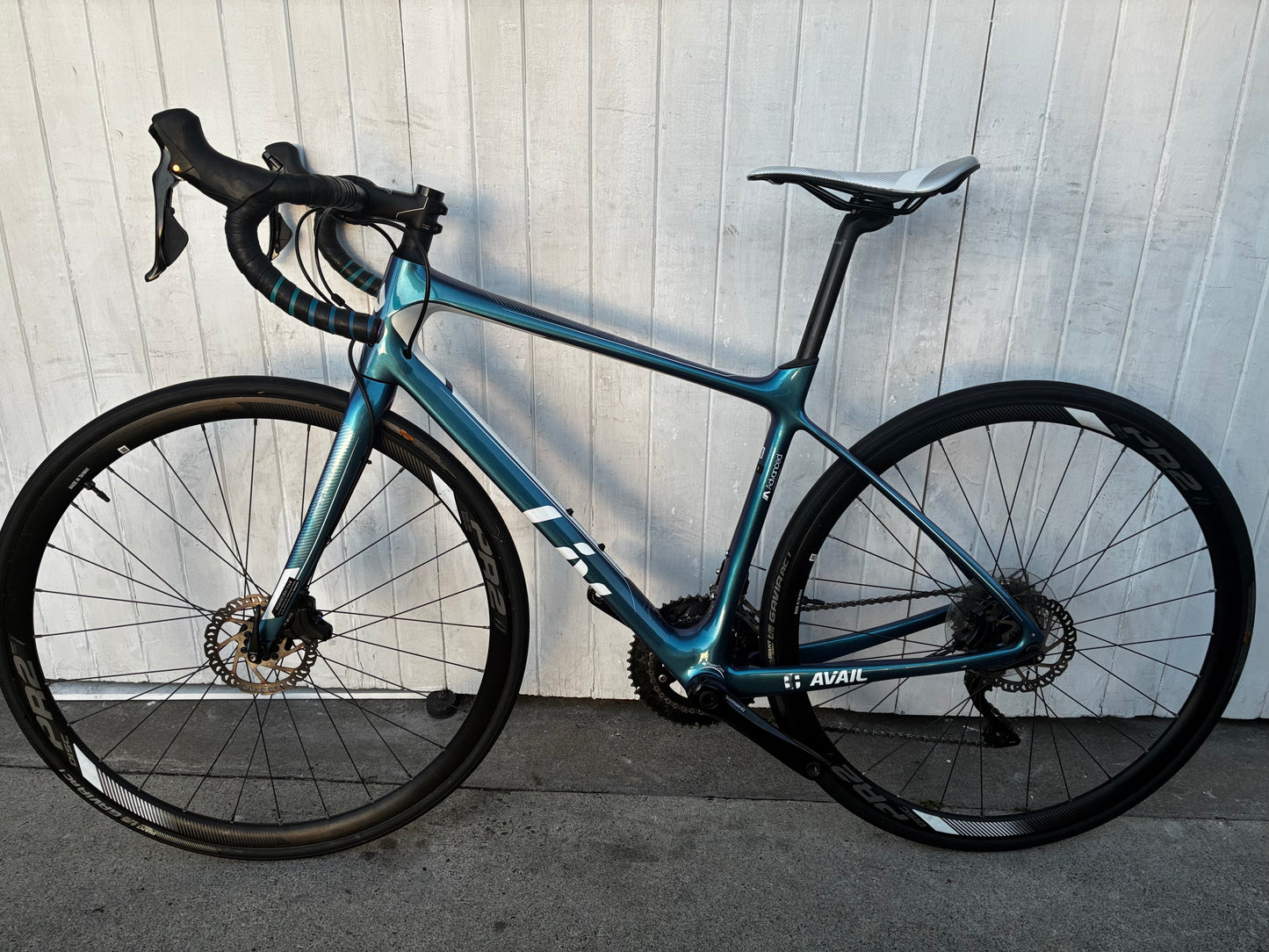 Giant/Liv Avail DISC (11 Spd 105) - Small