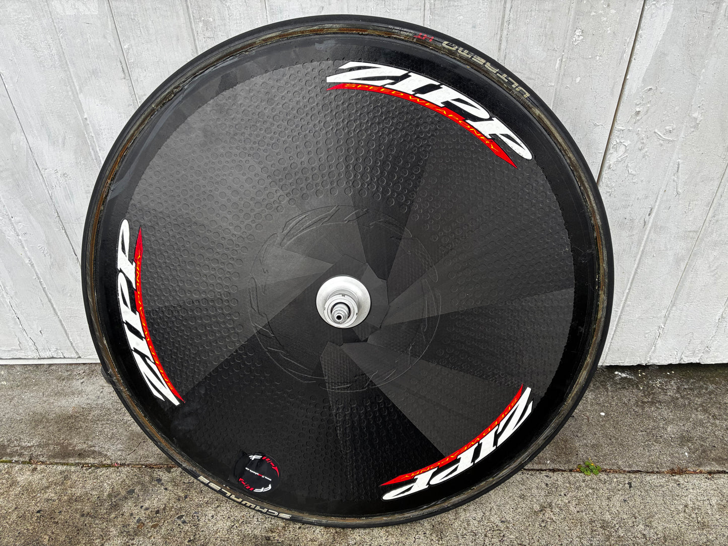 Zipp Carbon Disc rear wheel - 10 Spd RIM