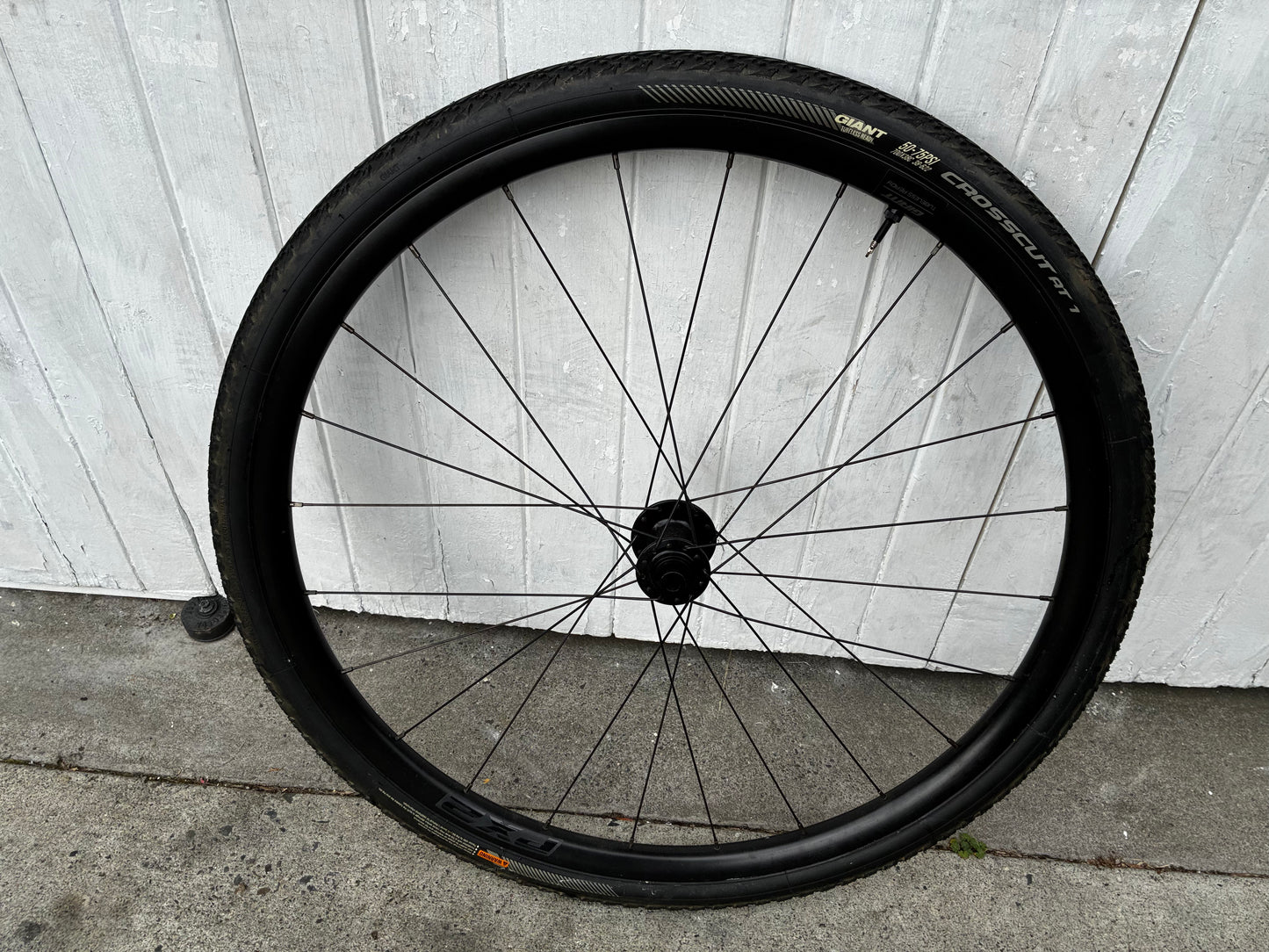 Giant PR2 Gravel DISC Front Wheel