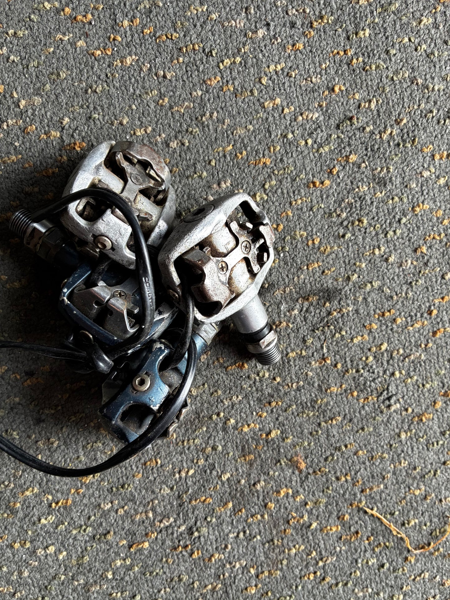 MTB pedals - Shimano SPD fitting (two pairs)