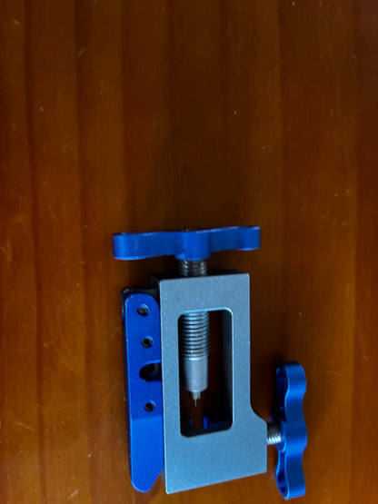 Hydraulic cable cutter and barn insertion tool