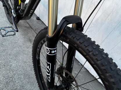 Devinci Troy Carbon 27.5 DISC MTB - Medium