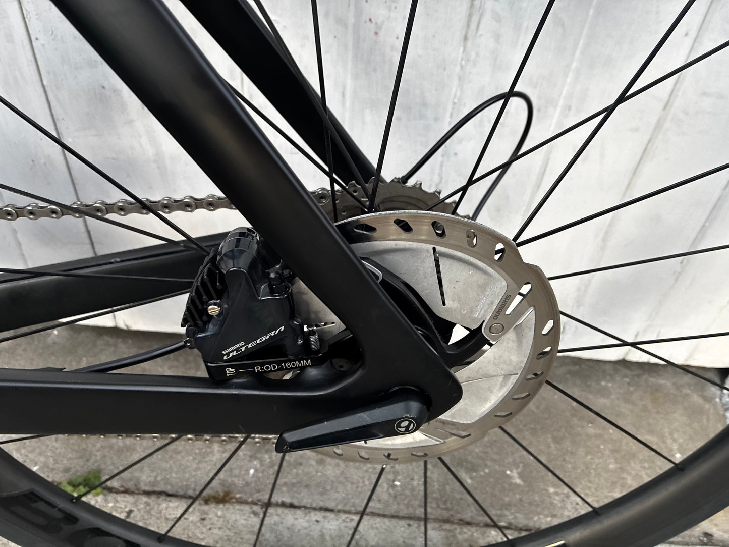 Trek Madone Speed Gen 6 DISC (11 Spd Ultegra) - Large