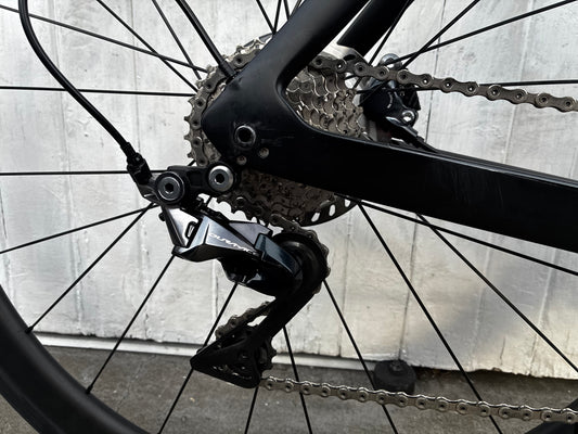 Trek Madone Speed Gen 6 DISC (11 Spd Ultegra) - Large