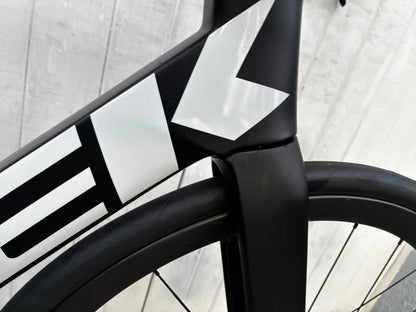 Trek Madone Speed Gen 6 DISC (11 Spd Ultegra) - Large