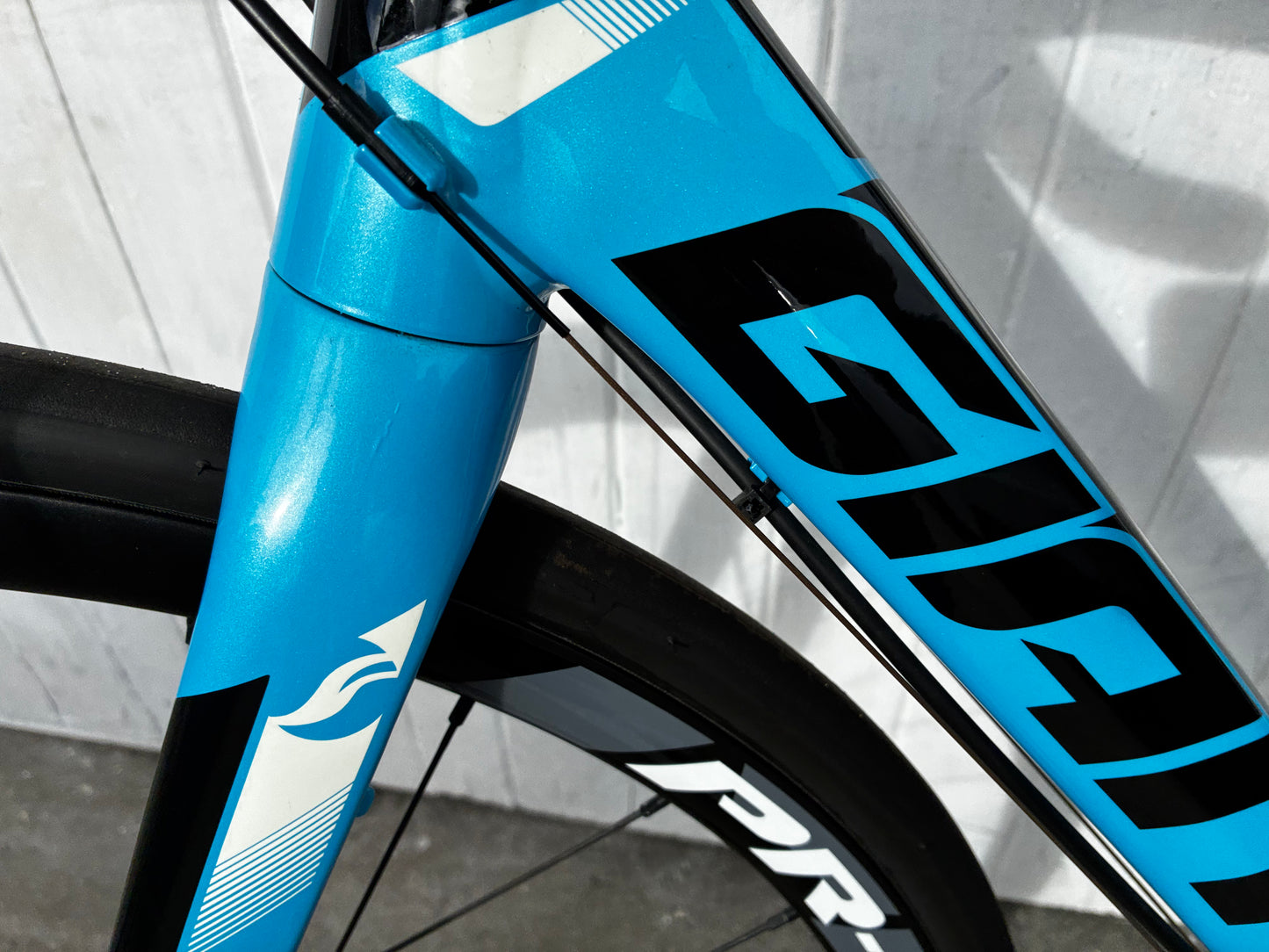 Giant Defy 1 DISC (10 Spd 105) - Medium