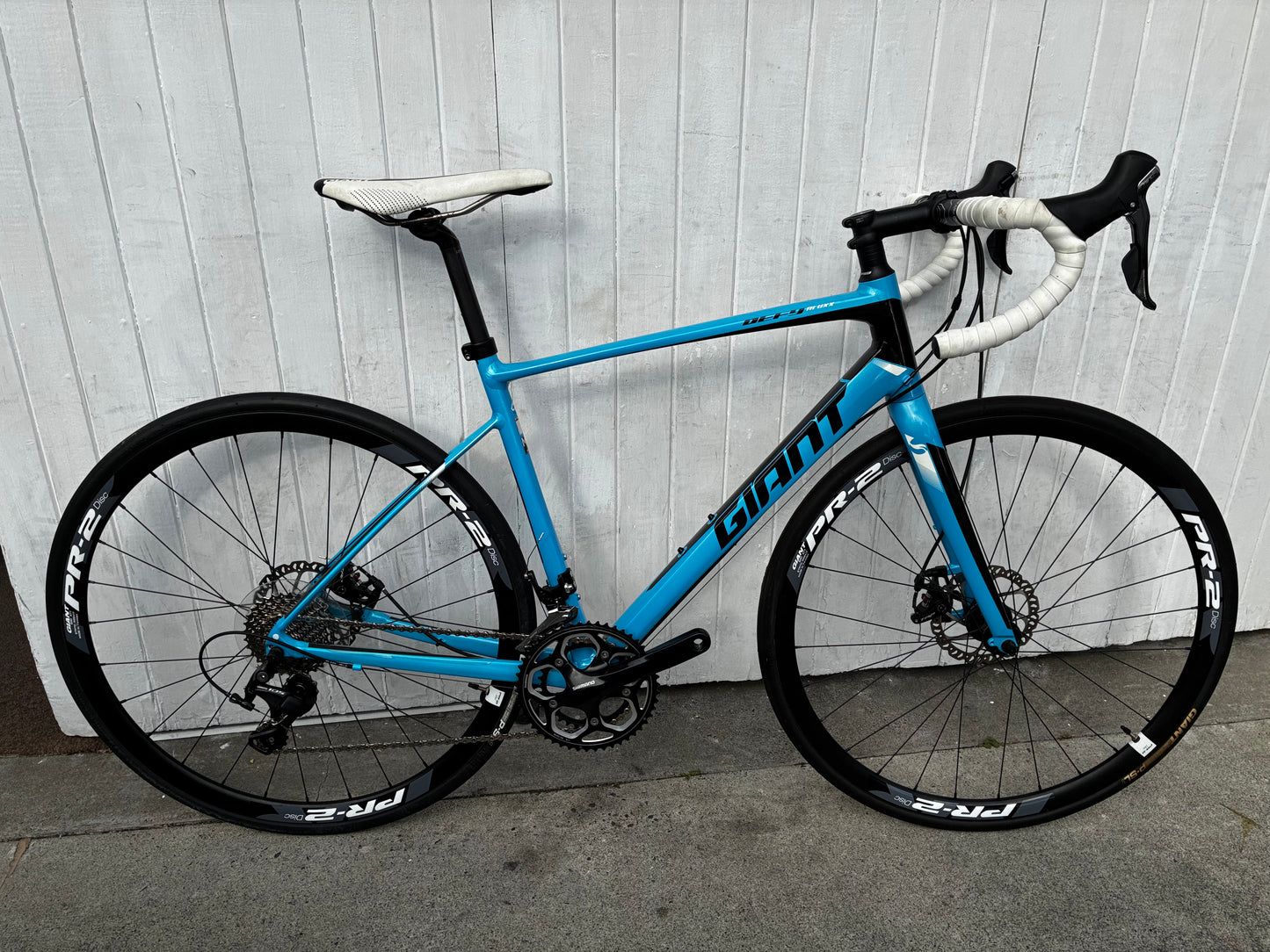 Giant Defy 1 DISC (10 Spd 105) - Medium