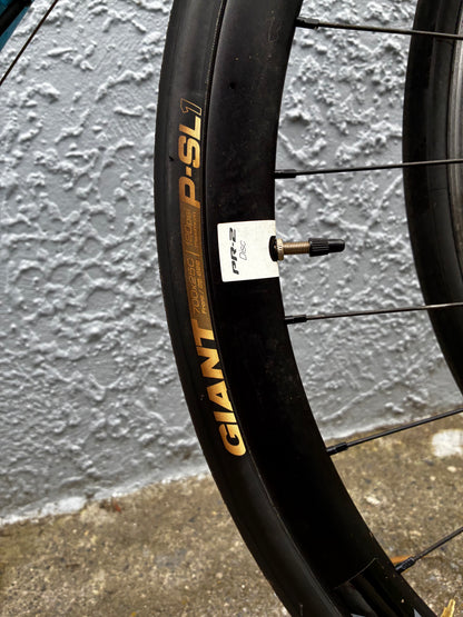 Giant Defy 1 DISC (10 Spd 105) - Medium