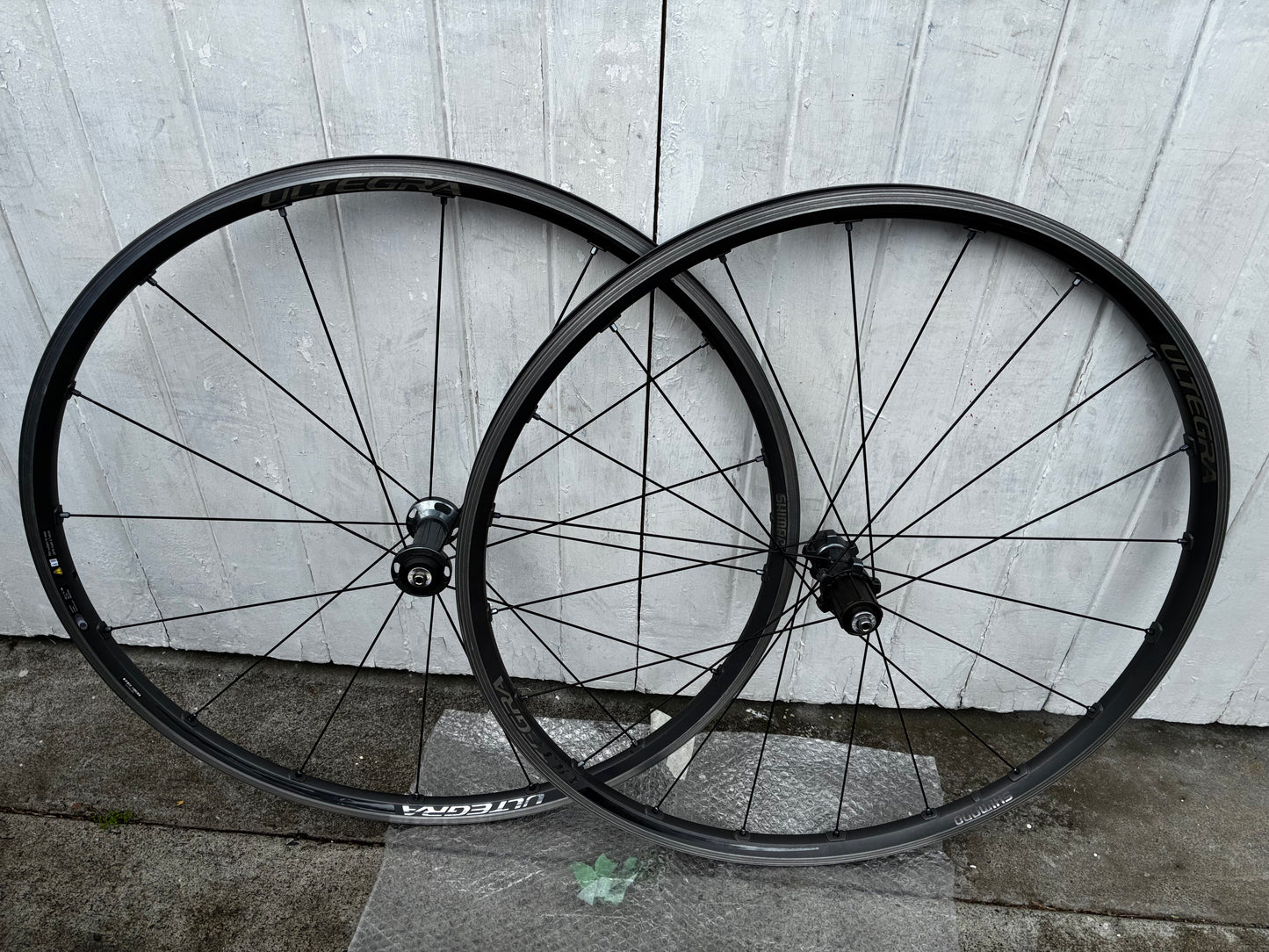 Ultegra Clincher Wheelset - 11 Spd