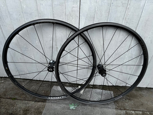 Ultegra Clincher Wheelset - 11 Spd