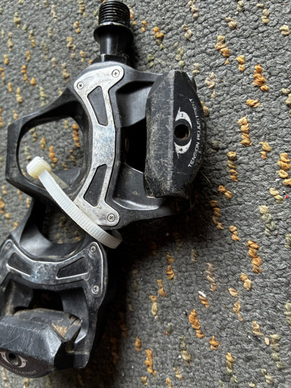 Shimano 105 Road Pedals