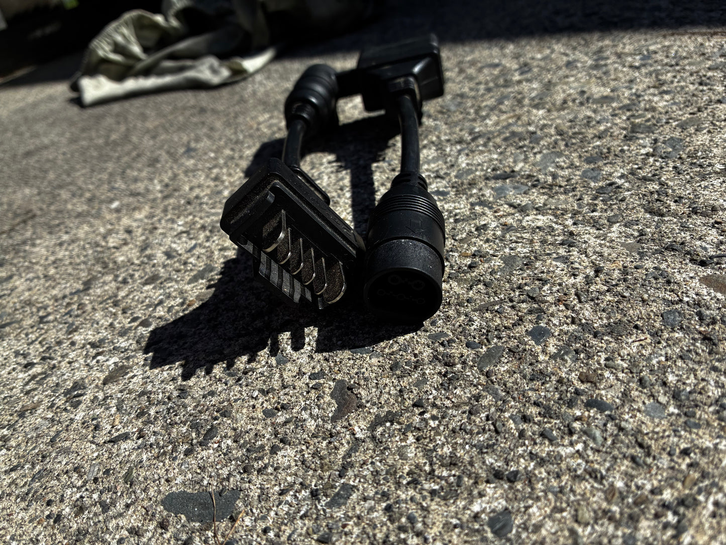 Giant Trance E-Bike car hitch charger adaptors x2