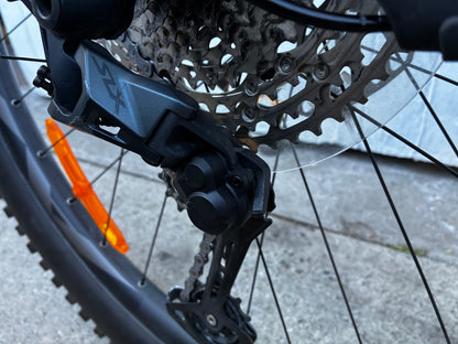 Giant Trance X Carbon E+2 E-Bike 29” DISC MTB - Medium (PICK UP TAUPŌ)