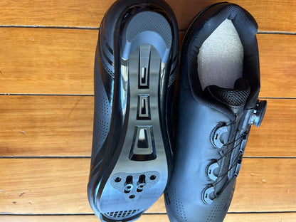 Tabolu V2 Cycling shoes (NEW)