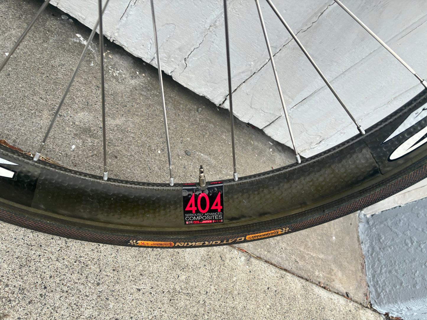 Zipp 404 - 10 Spd Carbon Tubs