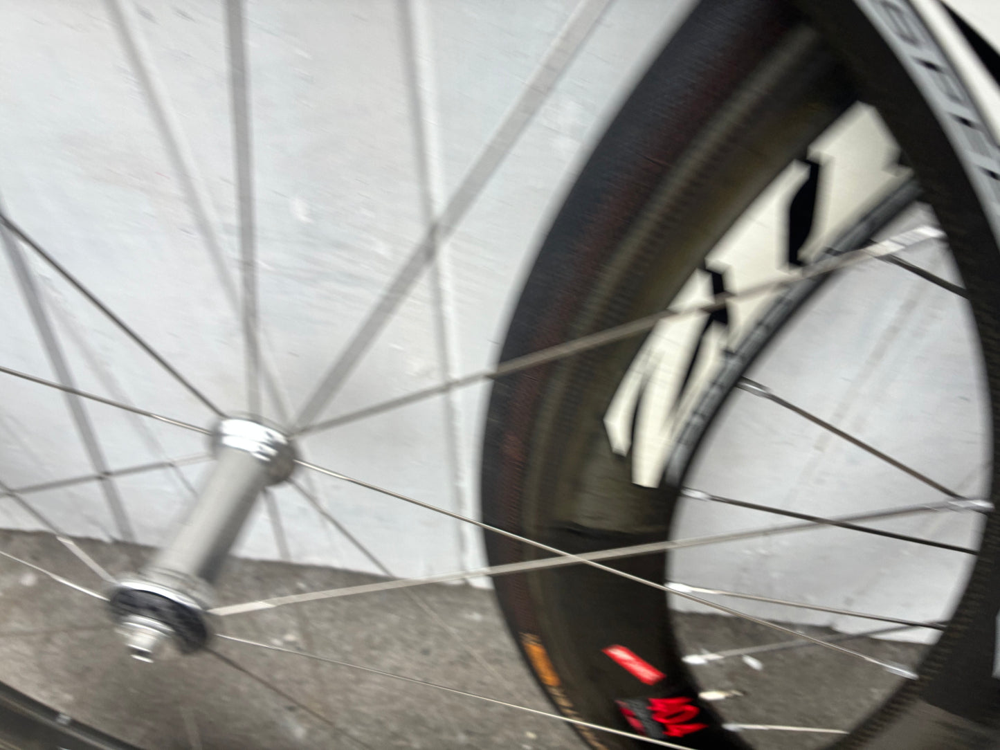 Zipp 404 - 10 Spd Carbon Tubs