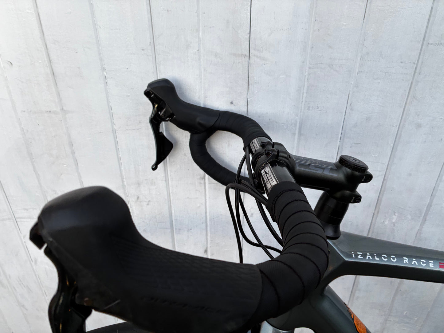 Focus Izalco Race German engineered (11 Spd Dura Ace) - Medium