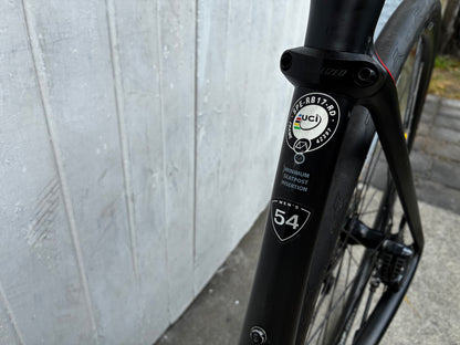 Specialized Roubais Carbon DISC (11 Spd Ultegra) - M