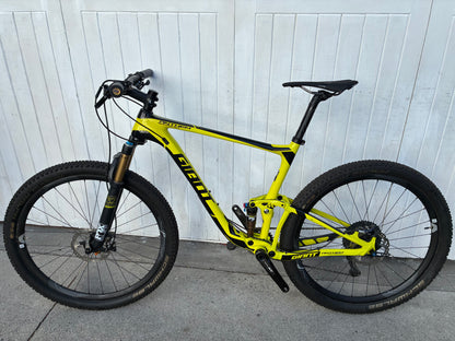 Giant Anthem Advanced 1 Carbon 27.5 DISC MTB - Large