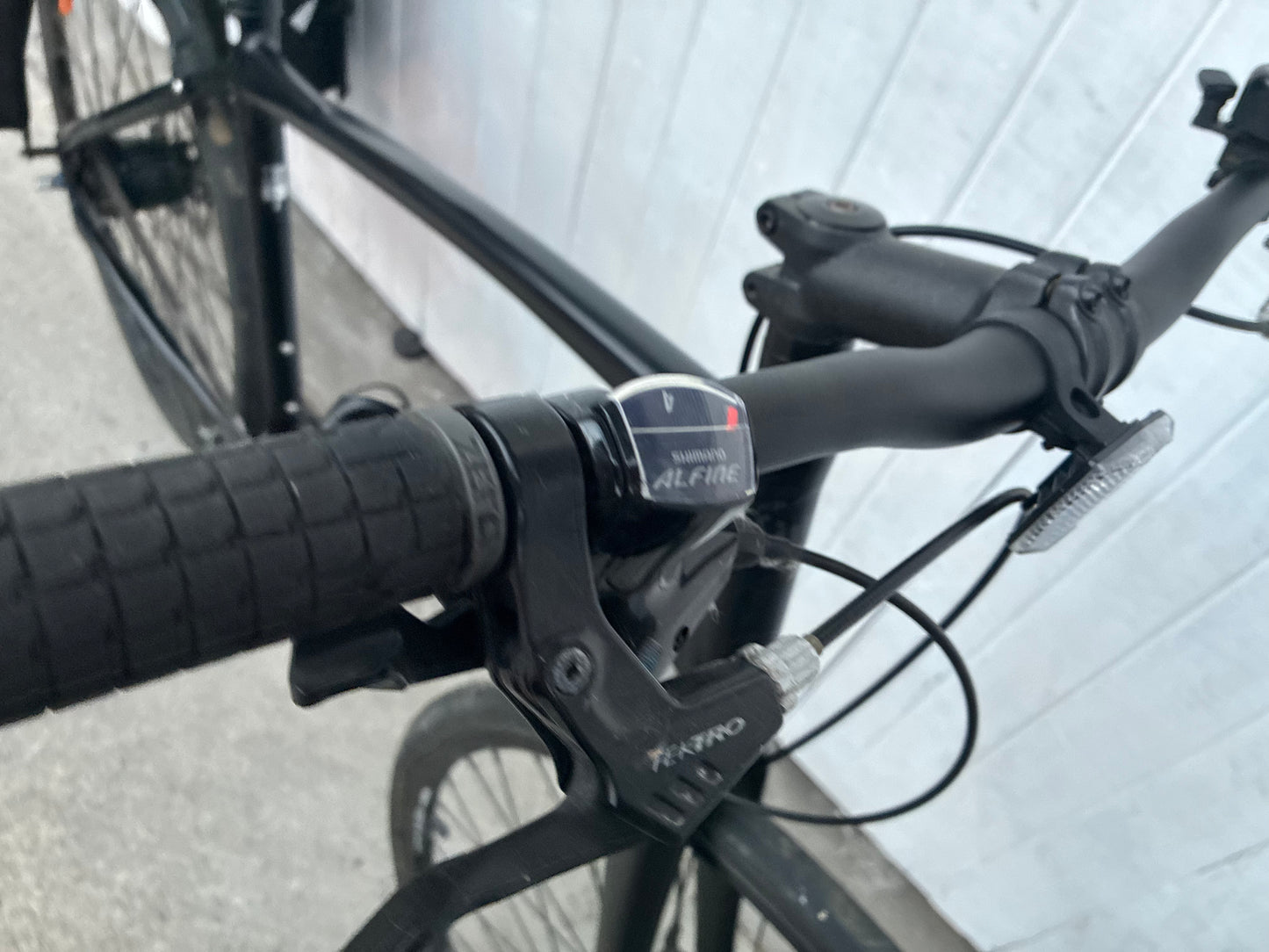 Avanti Inc. DISC Touring/ Commuter - Large PICK UP TAUPO