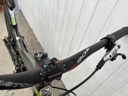 Devinci Troy Carbon 27.5 DISC MTB - Medium