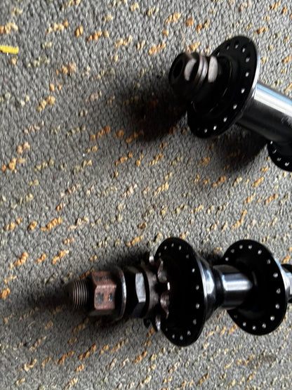 Track hubs (used)