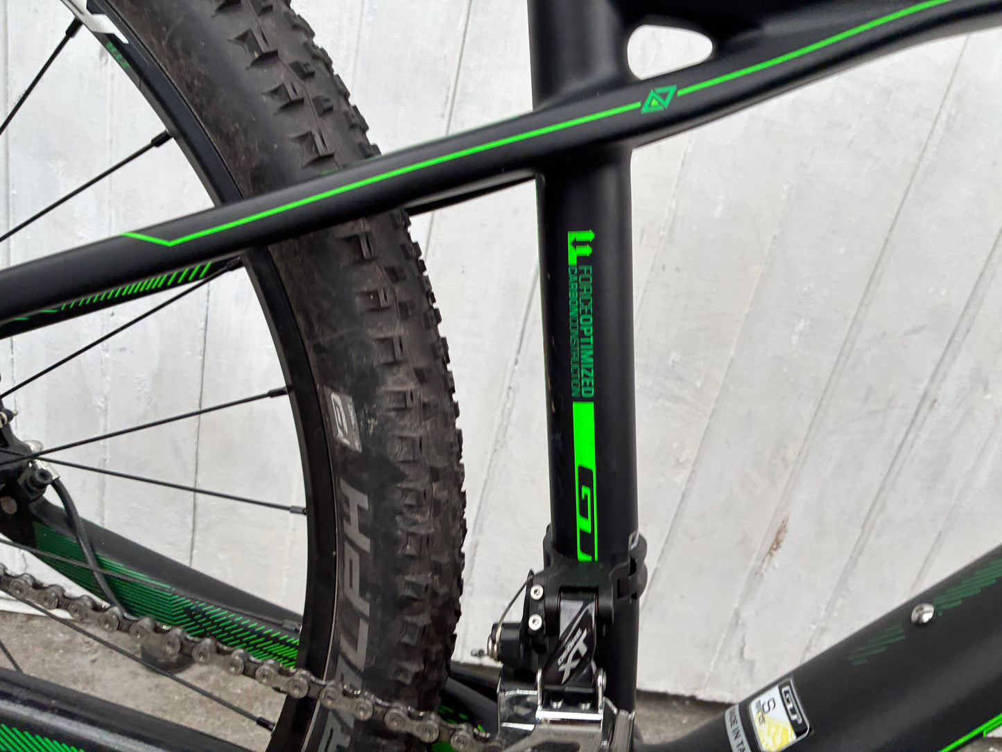 GT Zaskar Limited Carbon 27.5 DISC MTB - Small