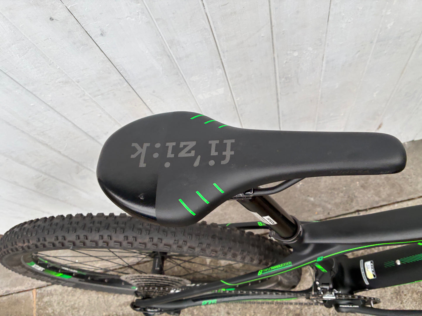 GT Zaskar Limited Carbon 27.5 DISC MTB - Small