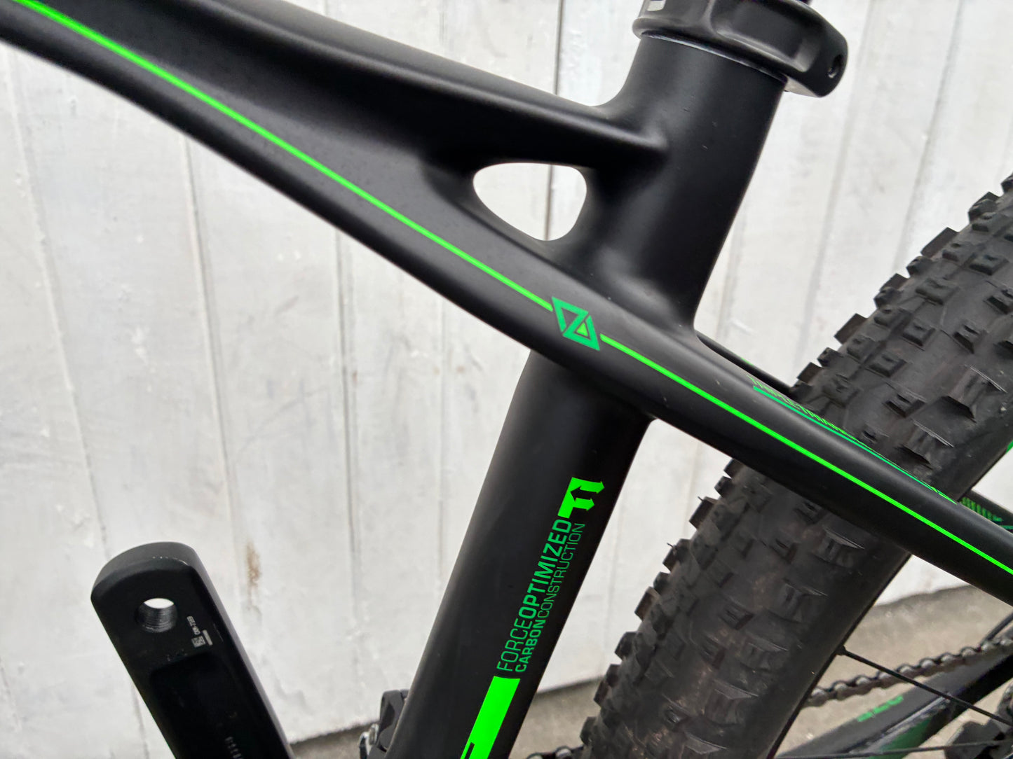 GT Zaskar Limited Carbon 27.5 DISC MTB - Small