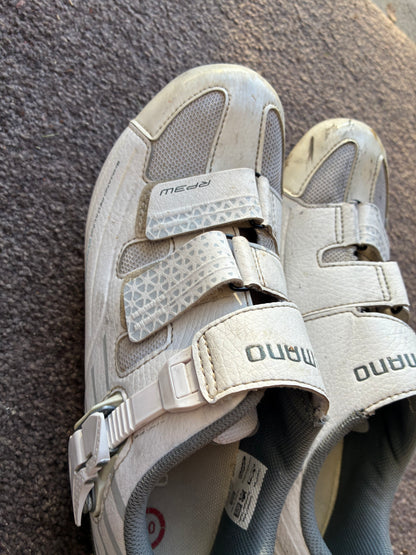Shimano Cycling Shoes - Euro 40