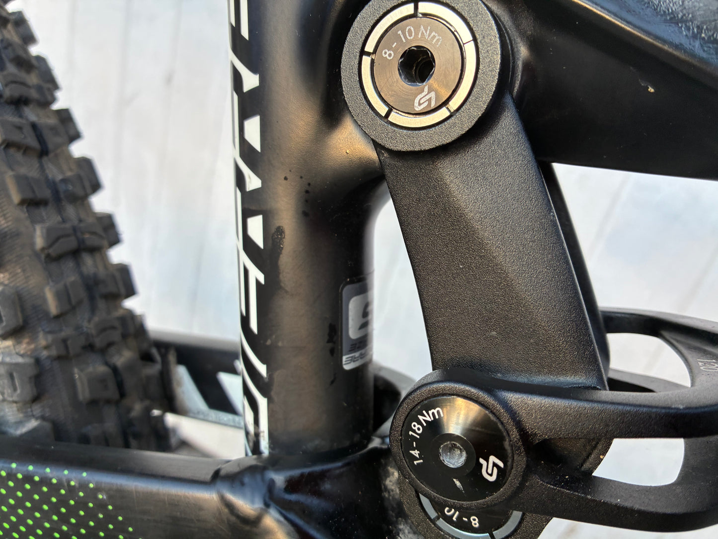 Lapierre Zesty TR529 Carbon 29er DISC MTB - Small
