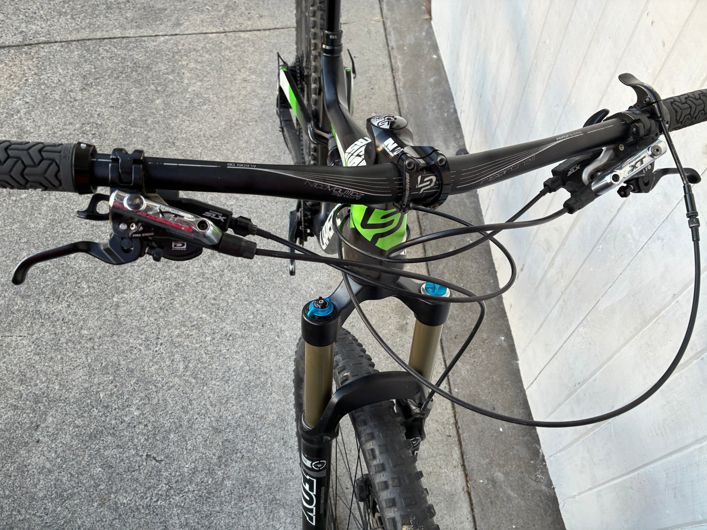 Lapierre Zesty TR529 Carbon 29er DISC MTB - Small