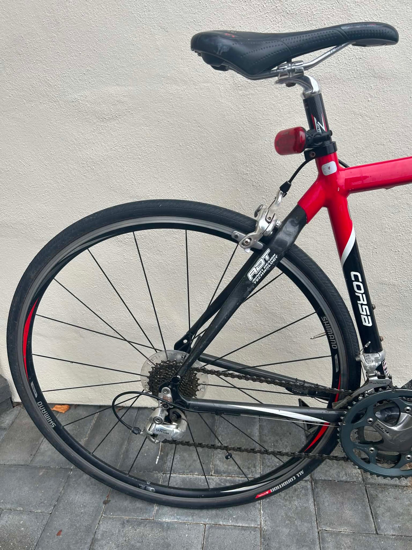Avanti Corsa (105/Ultegra) - Medium (PICK UP HAWKES BAY)