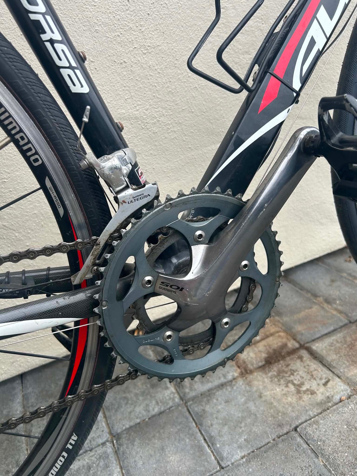 Avanti Corsa (105/Ultegra) - Medium (PICK UP HAWKES BAY)