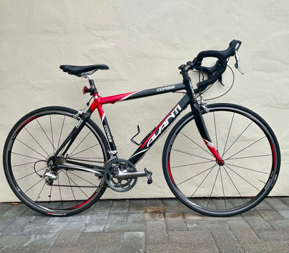 Avanti Corsa (105/Ultegra) - Medium (PICK UP HAWKES BAY)