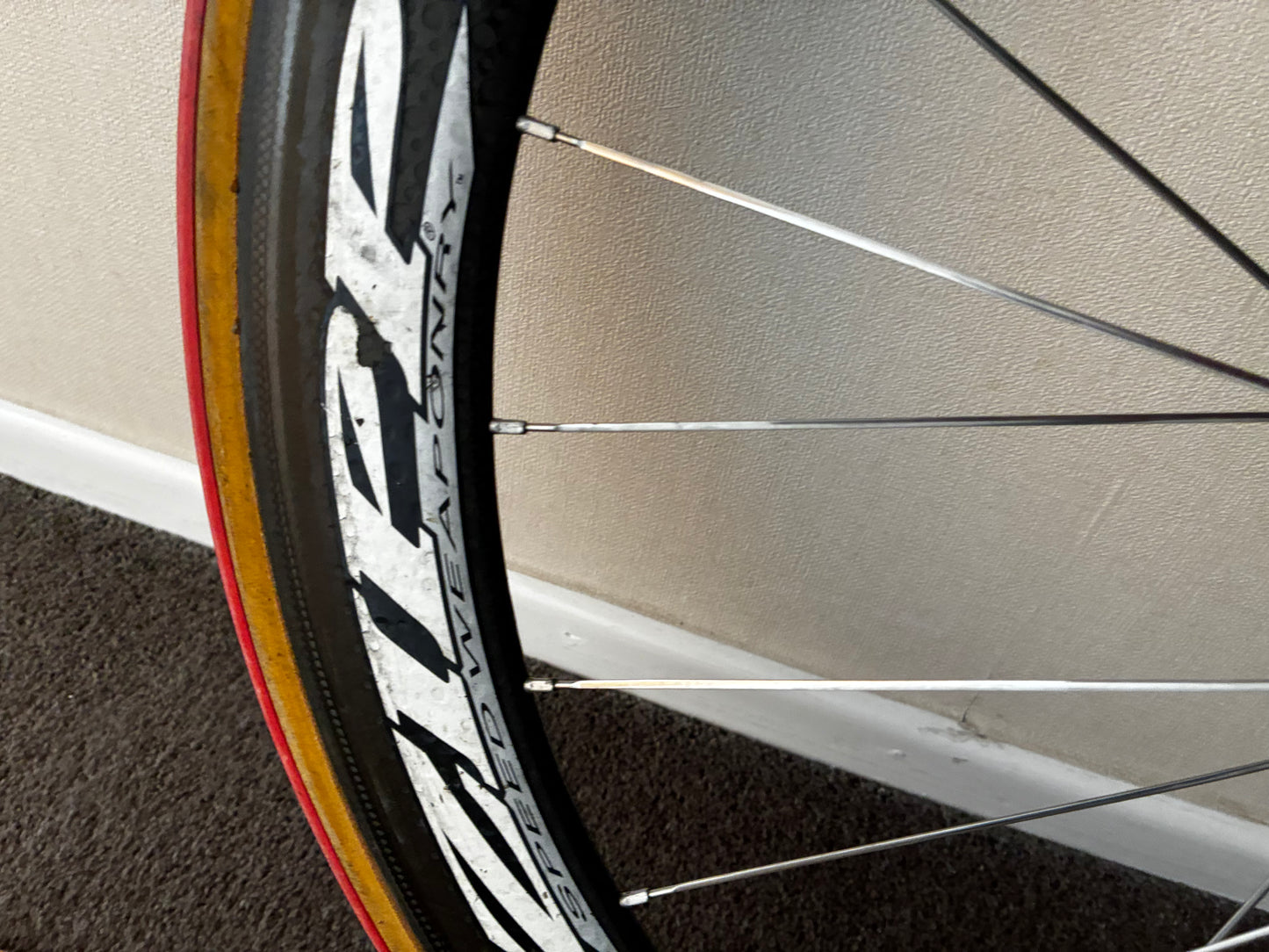 Zipp 404 - 10 Spd Carbon Tubs