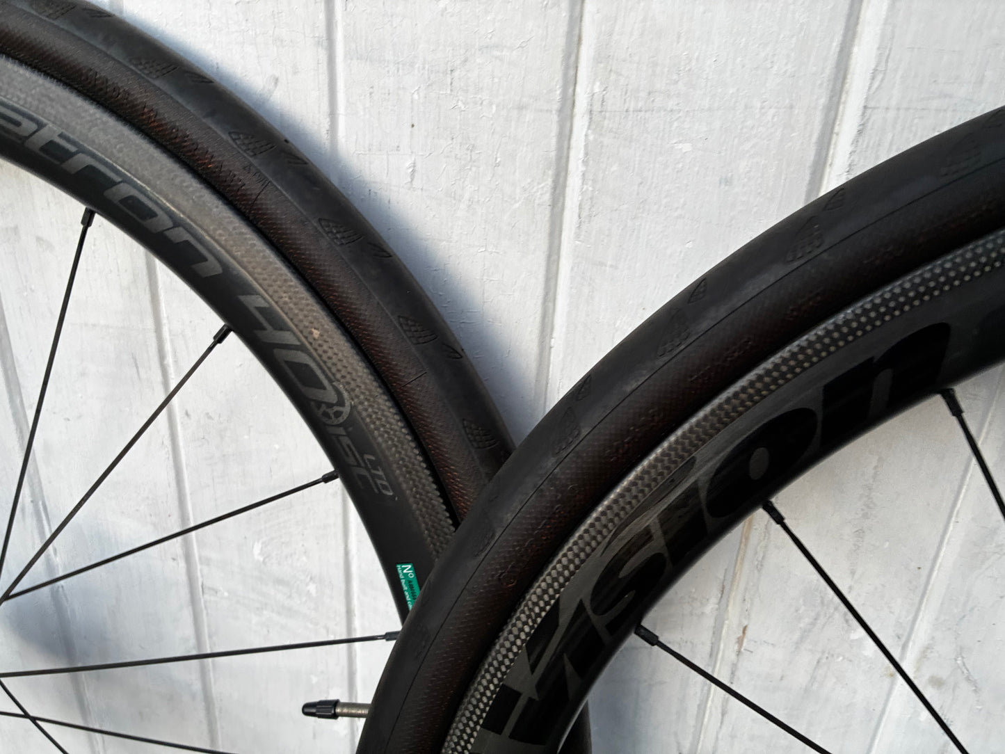Vision Metron 40mm Carbon Wheelset - 11 Speed