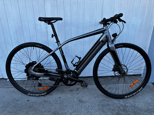Specialized Turbo Vado E-Bike DISC - Medium