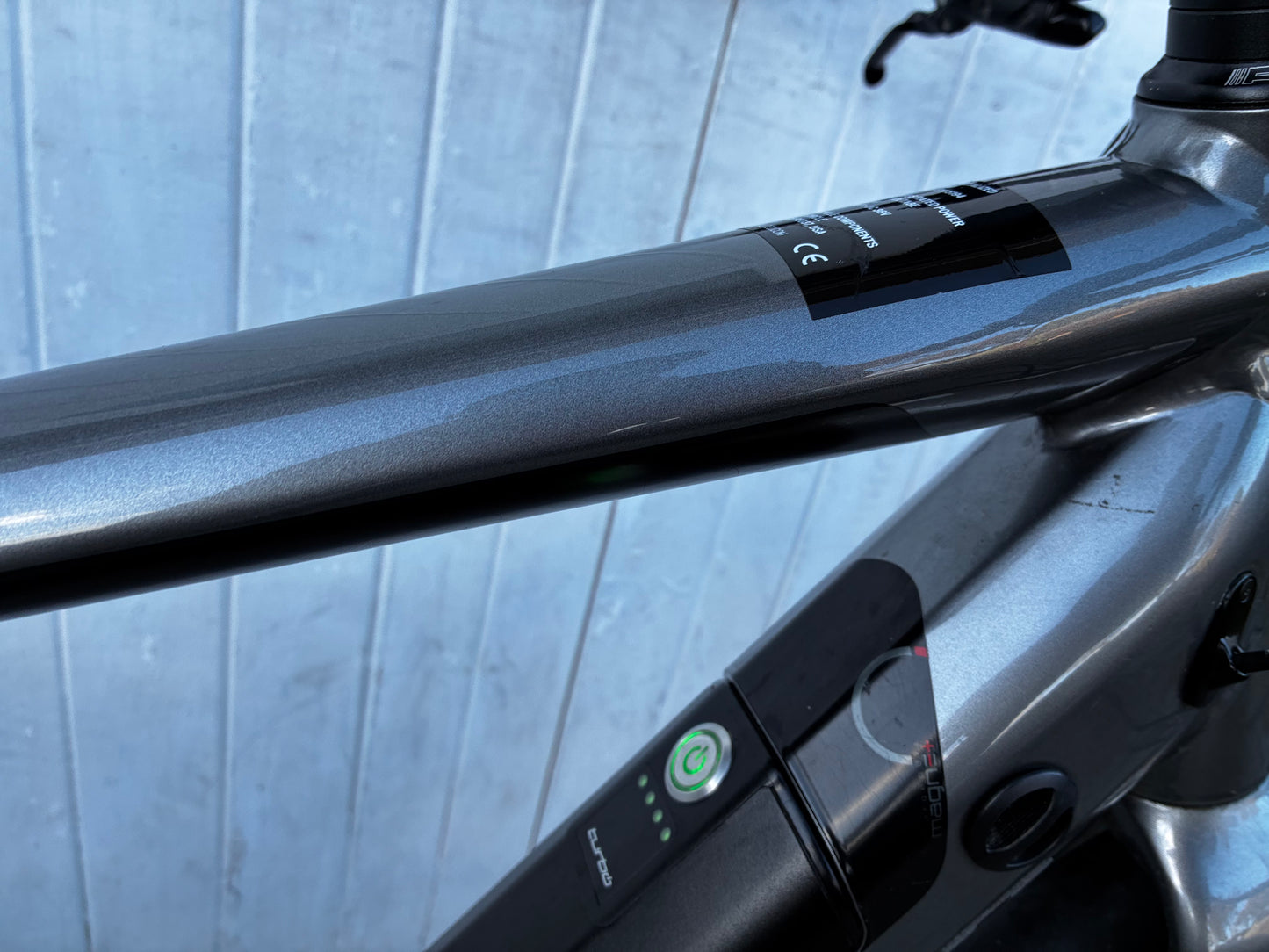 Specialized Turbo Vado E-Bike DISC - Medium