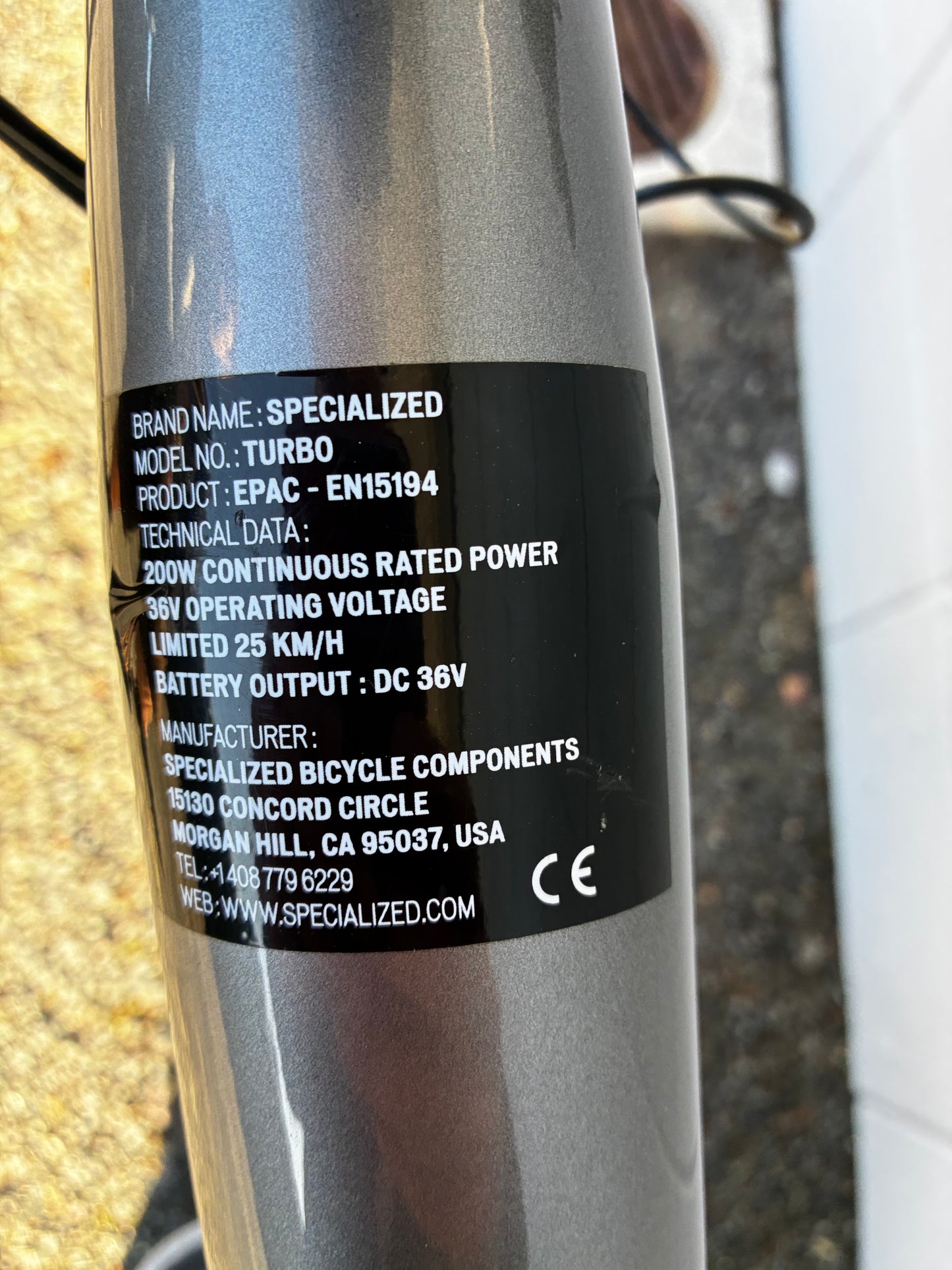 Specialized Turbo Vado E-Bike DISC - Medium