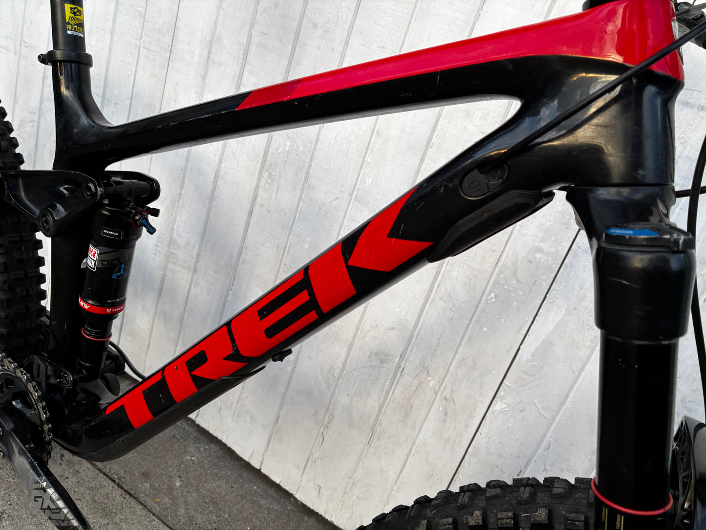 Trek Remedy 9.7 Carbon 29” DISC MTB (12 Spd SRAM GX AXS) - Medium