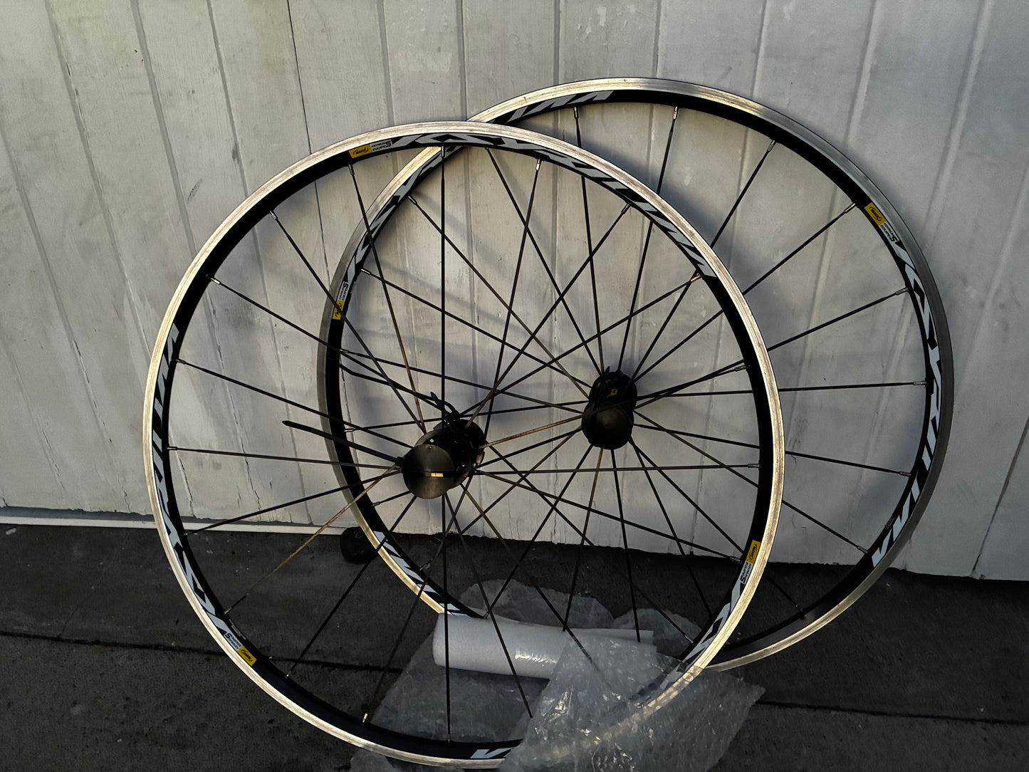 Mavic Ksyrium Equip S Wheelset - 11 Speed