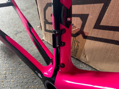 Swift U-Vox Team Issue Road FRAMESET - S/M (NEW)