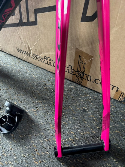 Swift U-Vox Team Issue Road FRAMESET - S/M (NEW)