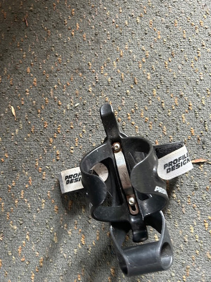 Rear Profile Design TT Cage holder and bottle cage