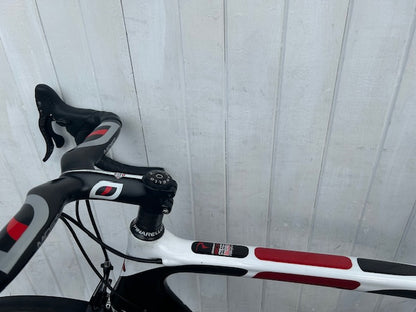 Pinarello Dogma 2 60.1 (11 Spd Campag Super Record) - Medium/Large
